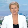 La journaliste Elise Lucet fait ses adieux au JT de France 2, le vendredi 29 avril 2016.