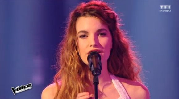 Gabriella, dans The Voice 5, sur TF1, le samedi 30 avril 2016.