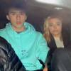 Brooklyn Beckham et Chloe Moretz sortant ensemble d'un hôtel avant de monter à bord d'une voiture à Londres, le 25 avril 2016