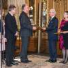 Le roi Carl Gustav de Suède reçoit les membres de l'académie artistique et humaniste à l'opera Royal de Stockholm le 29 avril 2016.