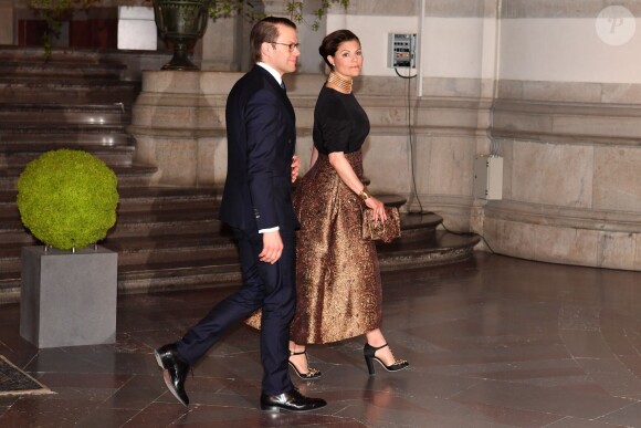 Le prince Daniel et la princesse Victoria de Suède - Le roi Carl Gustav et la reine Silvia de Suède accueillent les personnalités au concert en l'honneur du 70ème anniversaire du roi au Musée Nordic à Stockholm. Le 29 avril 2016
