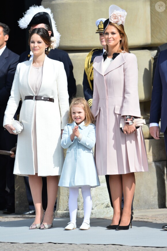 La princesse Sofia et la princesse Madeleine de Suède, la princesse Estelle - Cérémonie des forces armées suédoises pour le 70ème anniversaire du roi Carl Gustav de Suède dans la cour du palais royal à Stockholm. Le 30 avril 2016