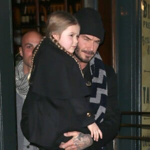 David Beckham et sa fille Harper - La famille Beckham à la sortie du restaurant Balthazar à New York, après le défilé de mode de Victoria Beckham. Le 14 février 2016