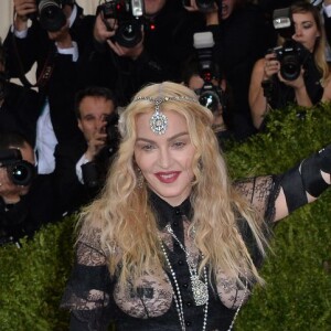 Madonna - Soirée Costume Institute Benefit Gala 2016 (Met Ball) sur le thème de "Manus x Machina" au Metropolitan Museum of Art à New York, le 2 mai 2016.