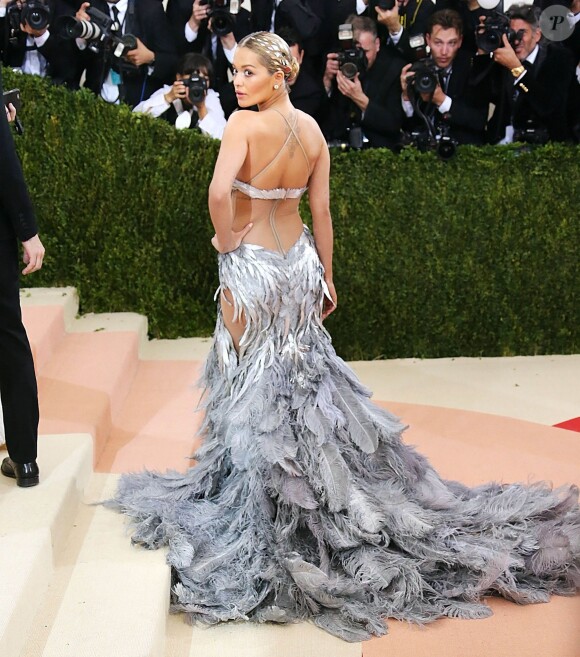 Rita Ora au Met Gala le 25 mai 2016