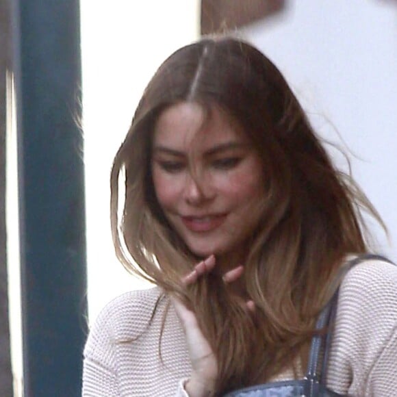 Exclusif - Sofia Vergara à la sortie de chez le dermatologue à Beverly Hills, le 25 avril 2016