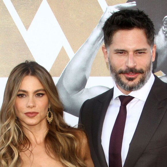 Sofia Vergara et son fiancé Joe Manganiello - Avant-première du film "Magic Mike XXL" à Hollywood, le 25 juin 2015.