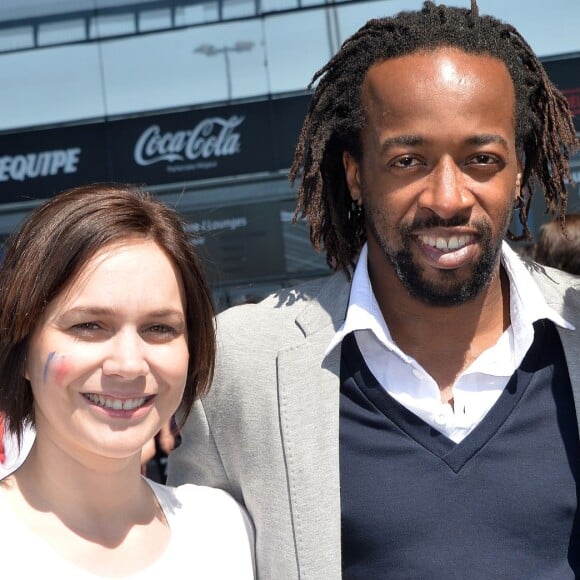 Nathalie Péchalat, Sydney Govou et Marion Rousse - Journée Evasion 2016 "Bleu Blanc Rouge" au Stade de France, Saint-Denis, en présence de Super Victor, la mascotte officielle de l'euro 2016 - Le 4 mai 2016 © Veeren / Bestimage