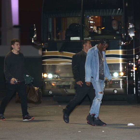 Travis Scott arrive au concert de Rihanna au Forum d'Inglewood, à Los Angeles, le 3 mai 2016