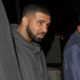 Drake lors de son arrivée au restaurant The Nice Guy avec un groupe d'amis et Rihanna à Los Angeles le 4 mai 2016