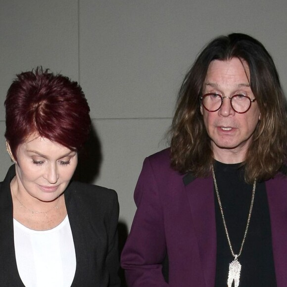 Sharon et Ozzy Osbourne à la sortie du restaurant Craig à West Hollywood le 2 avril 2015 