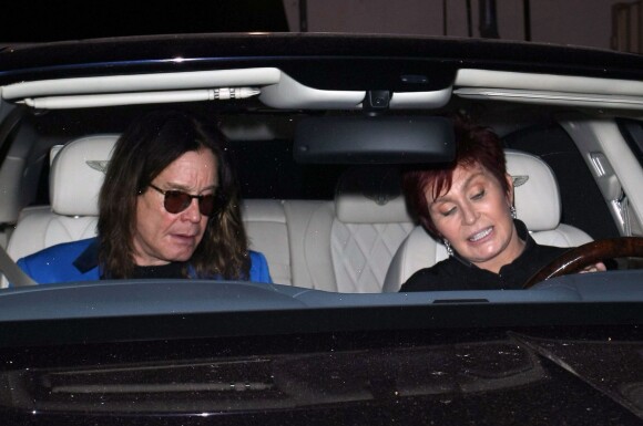 Sharon et Ozzy Osbourne à la sortie du restaurant Craig's à West Hollywood, le 8 avril 2015 