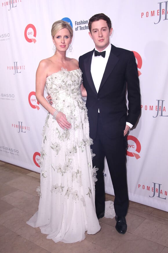 Nicky Hilton enceinte et son mari James Rothschild - People au FIT Gala 2016 à New York le 9 mai 2016