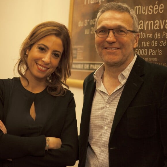 Léa Salamé (lauréate 2015) et Laurent Ruquier - Remise du Prix Philippe Caloni 2015 à la Scam (Société Civile des Auteurs Multimedias) à Paris le 24 novembre 2015. Le prix Philippe Caloni distingue chaque année un journaliste professionnel pratiquant avec talent l'exercice de l'interview ou de l'entretien. © Veeren / Bestimage