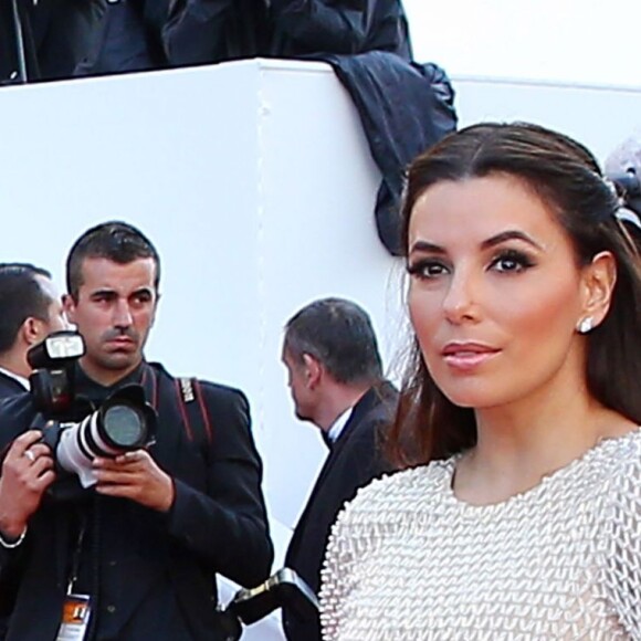 Eva Longoria - Montée des marches du film "Café Society" pour l'ouverture du 69ème Festival International du Film de Cannes. Le 11 mai 2016. ©Borde-Jacovides-Moreau/Bestimage