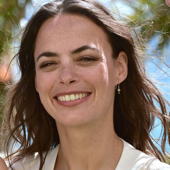 Bérénice Béjo - Photocall du film "Fais de beaux rêves" sur la terrasse de la Suite Sandra & Co lors du 69ème Festival International du Film de Cannes. Le 12 mai 2016
