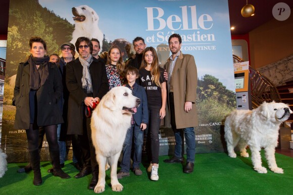 Exclusif - Thylane Blondeau avec l'équipe du film Belle et Sébastien : l'aventure continue au Gaumont Opéra à Paris, le 29 novembre 2015. © Romuald Meigneux / Bestimage