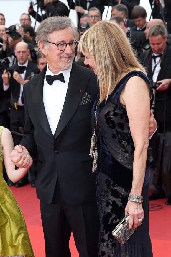 Steven Spielberg et sa femme Kate Capshaw, Ruby Barnhill - Montée des marches du film "The BFG" ("Le BGG Le Bon Gros Géant") lors du 69ème Festival International du Film de Cannes. Le 14 mai 2016. © Borde-Jacovides-Moreau/Bestimage