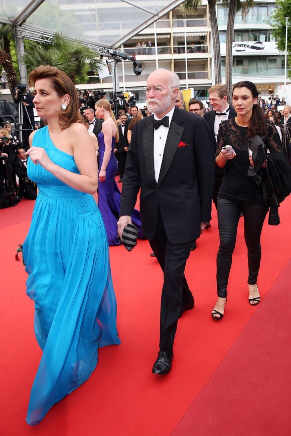 Nicolas Seydoux et sa fille Sidonie Dumas - Montée des marches du film "The BFG" ("Le BGG Le Bon Gros Géant") lors du 69ème Festival International du Film de Cannes. Le 14 mai 2016. © Borde-Jacovides-Moreau/Bestimage