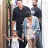 Kim Kardashian et sa soeur Kourtney Kardashian ont emmenées leurs enfants North West, Mason Disick, Reign Disick et Penelope Disick à un anniversaire à Studio City, le 14 mai 2016