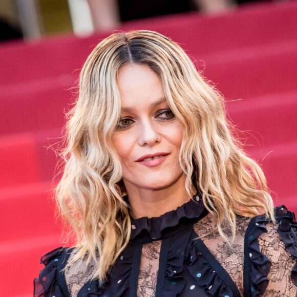 Vanessa Paradis en Elie Saab - Montée des marches du film "Mal de pierres" lors du 69e Festival International du Film de Cannes. Le 15 mai 2016. © Borde-Jacovides-Moreau/Bestimage