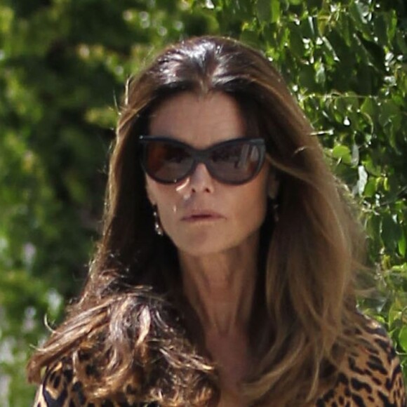 Maria Shriver fait du shopping à Beverly Hills, le 23 mars 2016. Maria Shriver is spotted out shopping in Beverly Hills, California on March 23, 2016.23/03/2016 - Beverly Hills