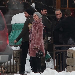 Exclusif - Prix Spécial - No web - No blog - Arnold Schwarzenegger, sa compagne Heather Milligan, son fils Patrick Schwarzenegger et sa petite-amie Miley Cyrus lors d'un week-end en famille à Sun Valley, le 27 décembre 2014.