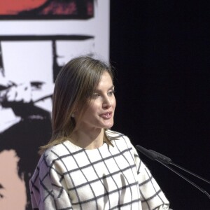 La reine Letizia d'Espagne lors de la commémoration de la journée mondiale de la Croix Rouge au palais des Congrès à Albacete, le 9 mai 2016.