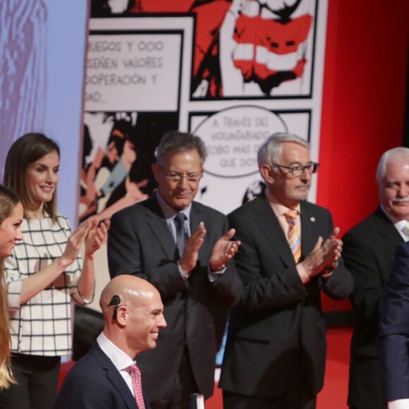 La reine Letizia d'Espagne lors de la commémoration de la journée mondiale de la Croix Rouge au palais des Congrès à Albacete, le 9 mai 2016.