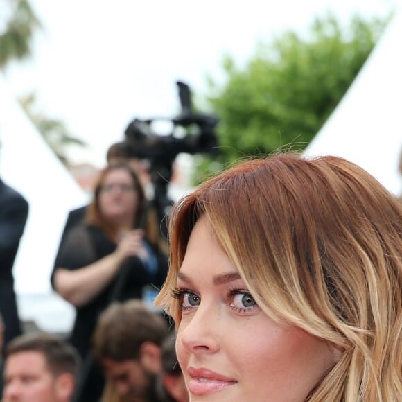 Caroline Receveur (bijoux Messika) - Montée des marches du film "Ma Loute" lors du 69ème Festival International du Film de Cannes. Le 13 mai 2016. © Borde-Jacovides-Moreau/Bestimage