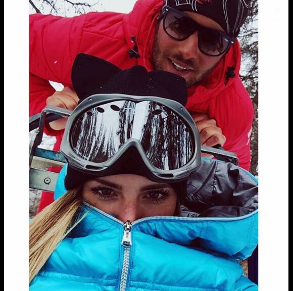 Emilie Fiorelli de "Secret Story 9" et son frère au ski