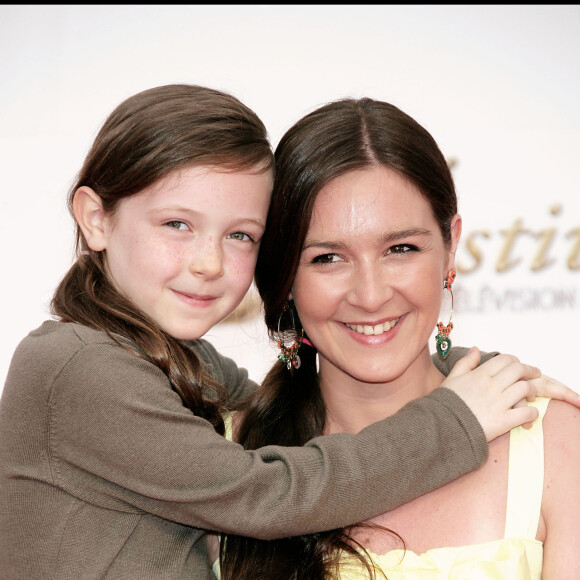 Emmanuelle Boidron et sa fille Leïa en 2008 au festival de la télévision de Monte-Carlo. Le 8 juin 2008.