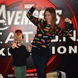 Emmanuelle Boidron et son fils Arthur - Vernissage de l'exposition"Marvel Avengers S.T.A.T.I.O.N." à La Défense le 3 mai 2016. © Veeren/Bestimage