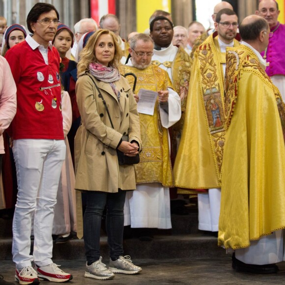 Elio di Rupo et Lara Fabian à la ducasse de Mons, en Belgique, le 22 mai 2016