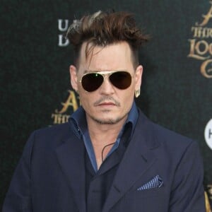 Johnny Depp à la première de 'Alice Through The Looking Glass' au théâtre El Capitan à Hollywood, le 23 mai 2016