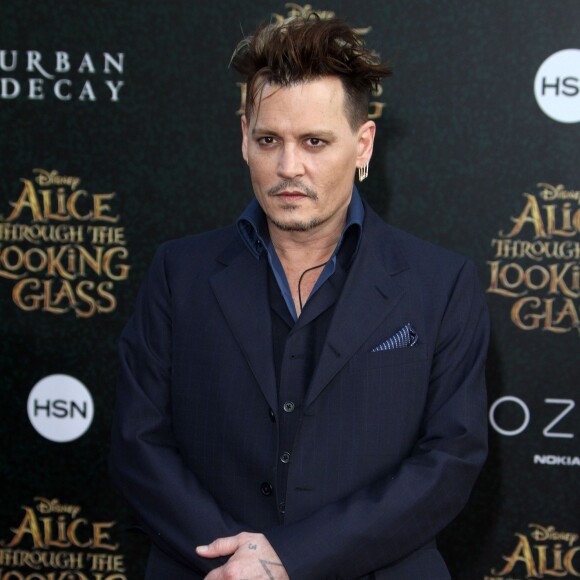 Johnny Depp à la première de 'Alice Through The Looking Glass' au théâtre El Capitan à Hollywood, le 23 mai 2016