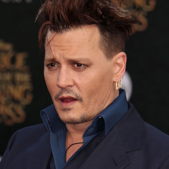 Johnny Depp à la première de "Alice de l'autre côté du miroir" au théâtre El Capitan à Los Angeles le 23 mai 2016.