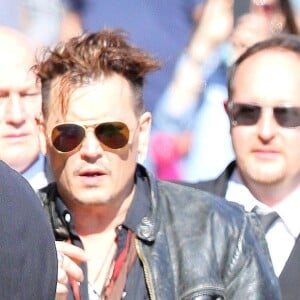 Johnny Depp arrive à l'émission 'Jimmy Kimmel Live!' à Hollywood, le 23 mai 2016