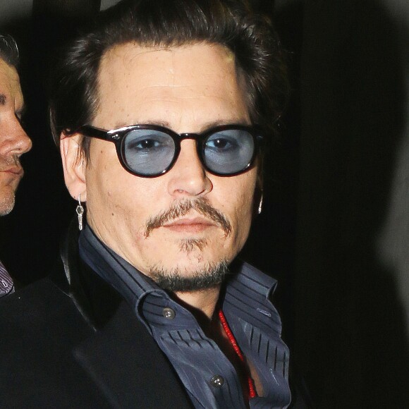 Johnny Depp arrive au 31ème festival du film de Santa Barbara au Arlington Theater à Los Angeles le 4 février 2016. © CPA / Bestimage
