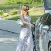 Exclusif - Emily Blunt enceinte arrive au domicile de Charlize Theron pour fêter sa baby shower entre amies à Los Angeles, le 29 mai 2016.