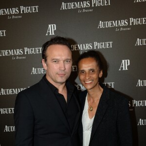 Semi-exclusif - Vincent Pérez et sa femme Karine Silla - Inauguration de la boutique Audemars Piguet, 15 rue Royale, et présentation de la nouvelle collection Royal Oak Yellow Gold, à Paris, le 26 mai 2016. © Rachid Bellak/Bestimage