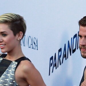 Miley Cyrus et Liam Hemsworth - Première du film "Paranoia" à Los Angeles, le 8 août 2013.