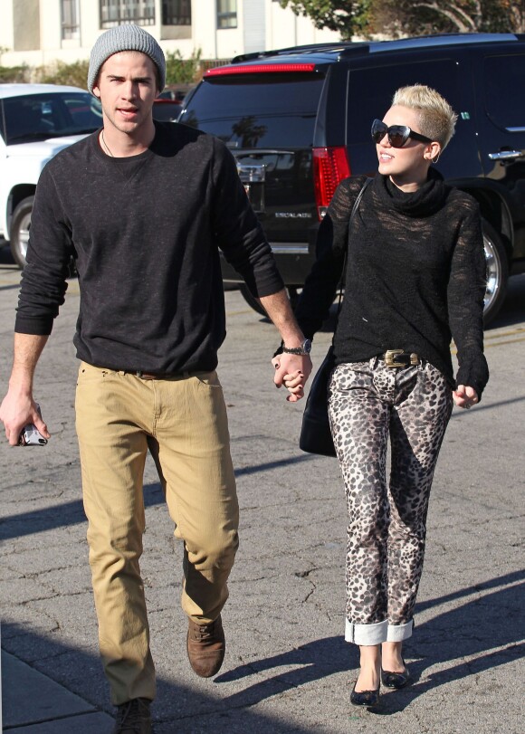 Miley Cyrus et son petit ami Liam Hemsworth à Los Angeles Le 22 décembre 2012