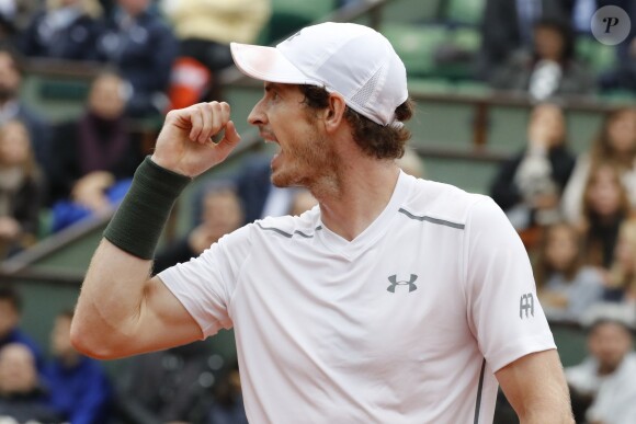 Andy Murray à Roland-Garros le 1er juin 2016, lors de sa victoire en quart de finale contre Richard Gasquet.