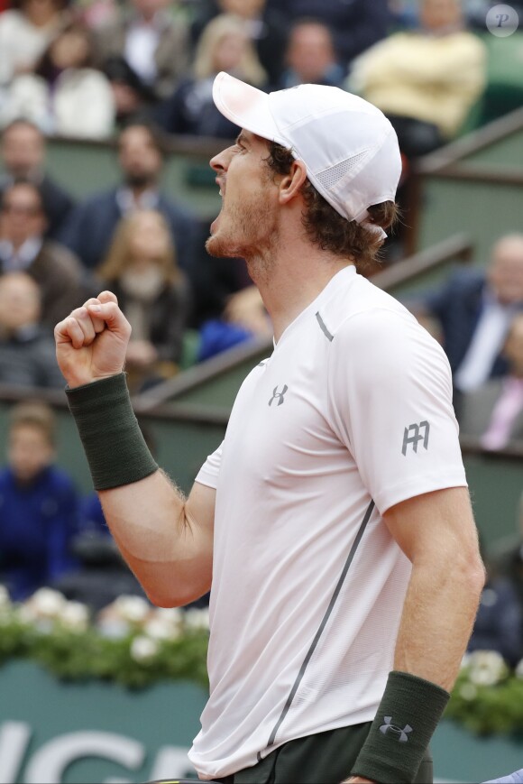 Andy Murray à Roland-Garros le 1er juin 2016, lors de sa victoire en quart de finale contre Richard Gasquet.