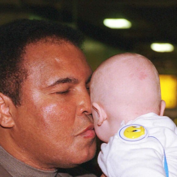 Mohamed Ali et son fils à Londres.