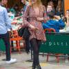 Exclusif - Candice Swanepoel enceinte est allée déjeuner avec ses amis Doutzen Kroes, Sunnery James et un photographe de mode au restaurant Bar Pitti au Greenwich Village à New York, le 5 juin 2016