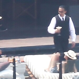 Exclusif - David Beckham et sa femme Victoria Beckham - Eva Longoria se détend avec ses amis à la piscine le lendemain de son mariage avec José Baston à Valle Del Bra au Mexique, le 22 mai 2016