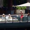 Exclusif - Prix Spécial - No Web - Eva Longoria, David Beckham et Victoria Beckham - Eva Longoria se détend avec ses amis à la piscine juste avant son mariage avec José Baston au Mexique le 21 mai 2016.21/05/2016 - Valley de Bravo