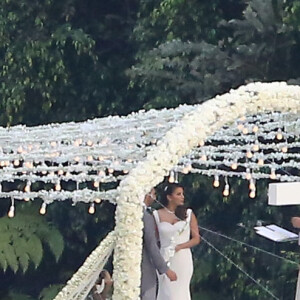 Exclusif - Prix Spécial - No Web - Cérémonie du mariage de Eva Longoria et José Baston au Mexique à Vallee de Bravo le 21 mai 2016. 200 invités étaient présents pendant la cérémonie qui s'est déroulée au coucher du soleil devant une grande croix blanche. 21/05/2016 - Vallee de Bravo